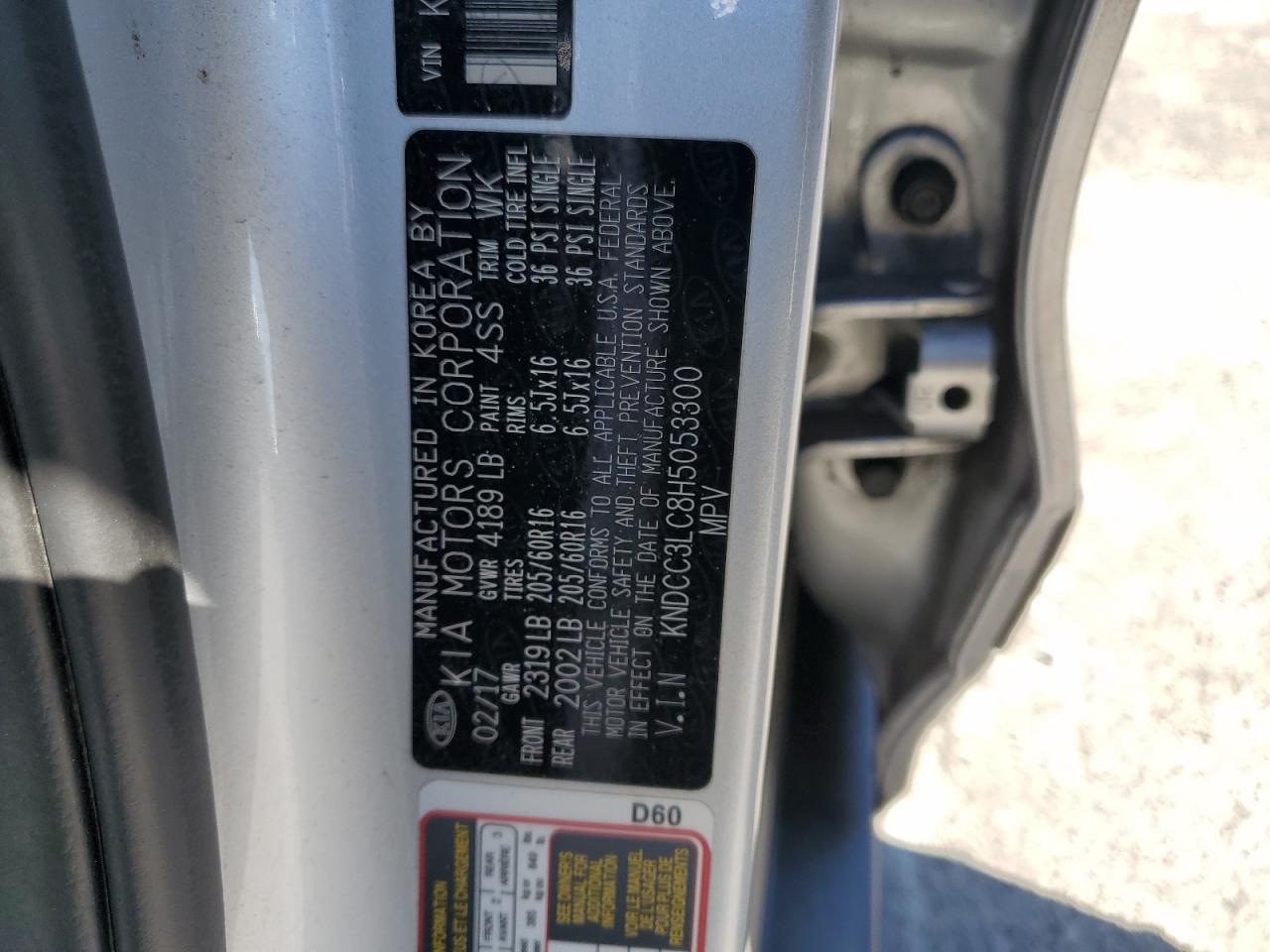 kndcc3lc8h5053300 KNDCC3LC8H5053300 2017 Kia Niro Ex