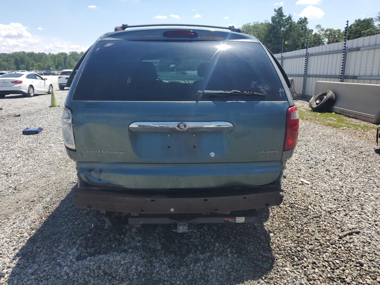 2005 Chrysler Town & Country Touring VIN: 2C4GP54L45R259308 Lot: 64606335