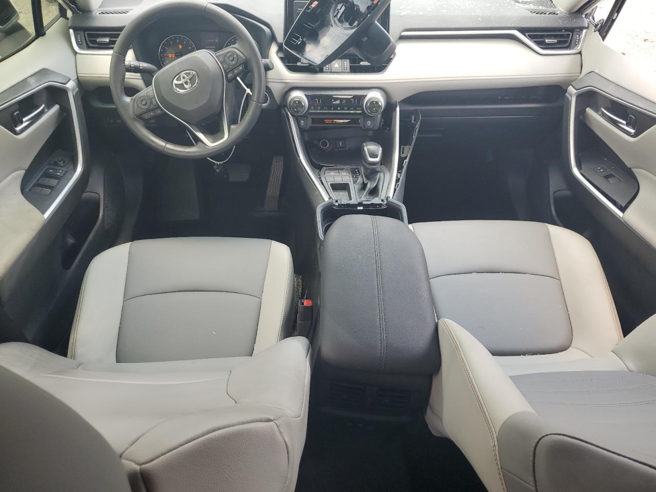 2020 Toyota Rav4 Xle Premium VIN: JTMC1RFV5LD054814 Lot: 65439725