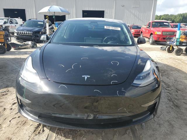  TESLA MODEL 3 2021 Czarny