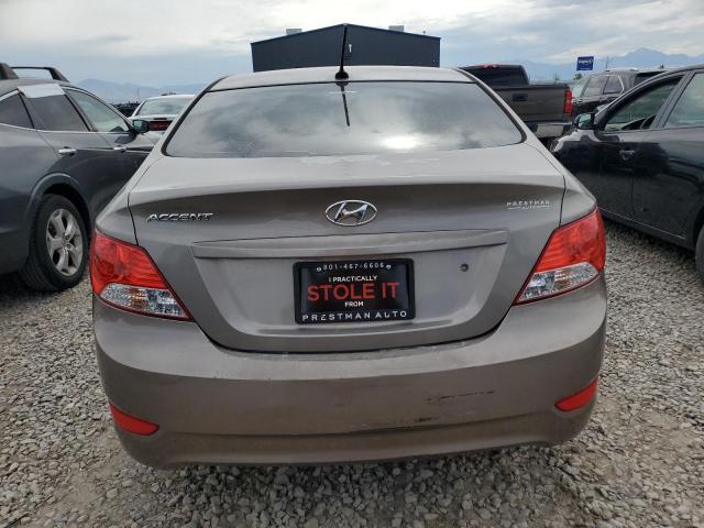 Sedans HYUNDAI ACCENT 2014 Brązowy
