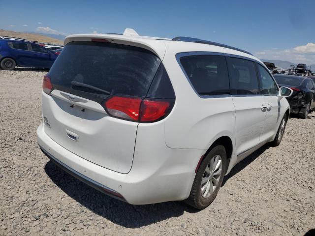  CHRYSLER PACIFICA 2018 White