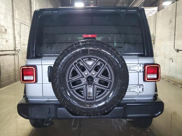  JEEP WRANGLER 2024 Серебристый