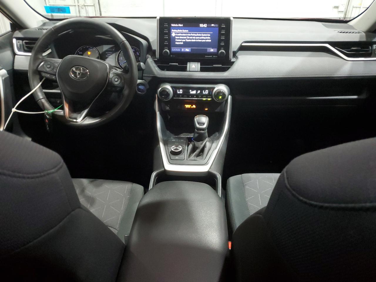 2019 Toyota Rav4 Xle VIN: JTMRWRFV3KJ007602 Lot: 65053495