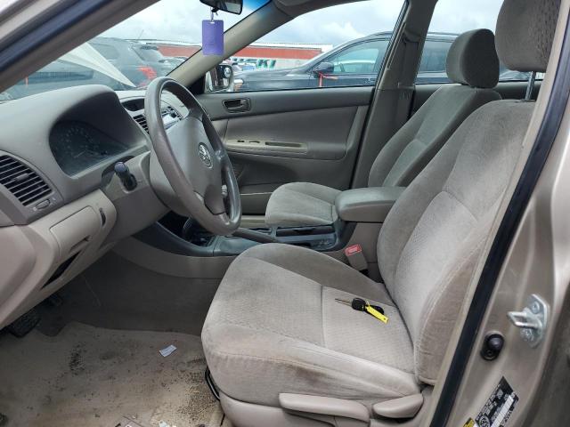 2004 TOYOTA CAMRY LE  