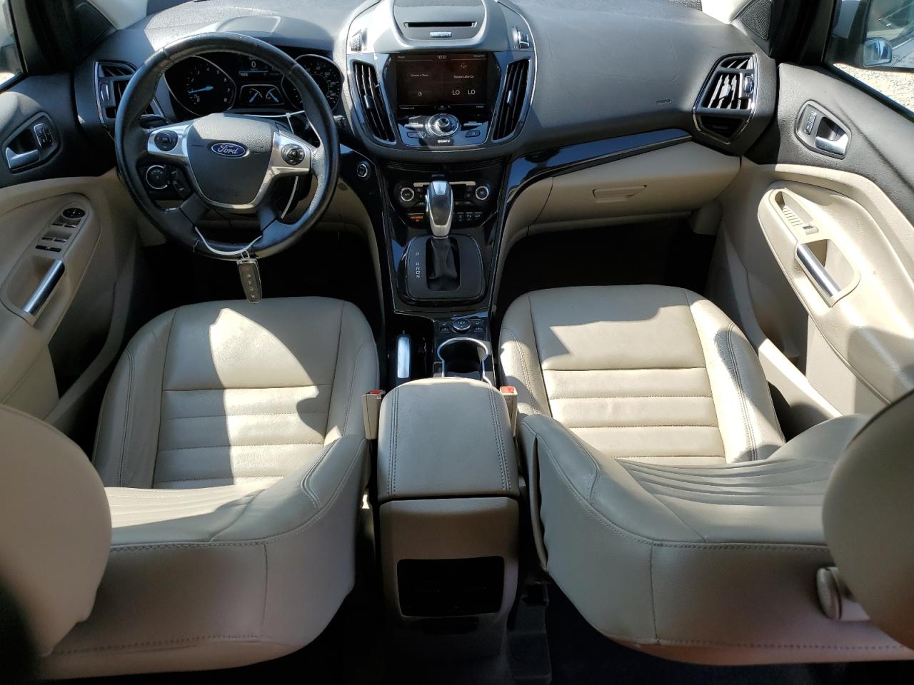 1FMCU0J93FUA58325 2015 Ford Escape Titanium