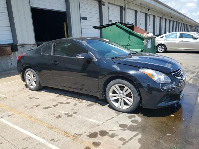 Coupet NISSAN ALTIMA 2012 Czarny
