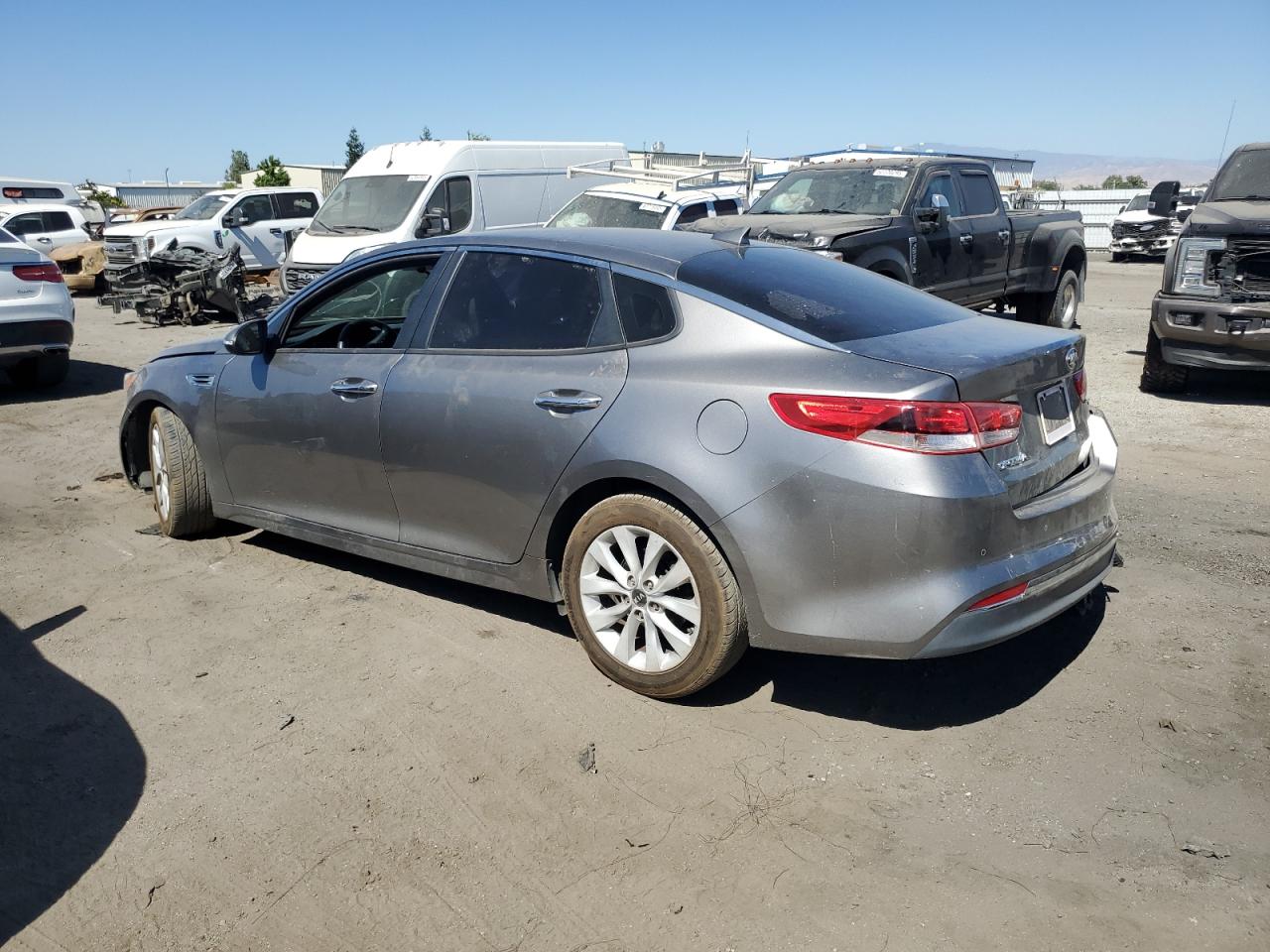 5xxgt4l30jg268288 5XXGT4L30JG268288 2018 Kia Optima Lx