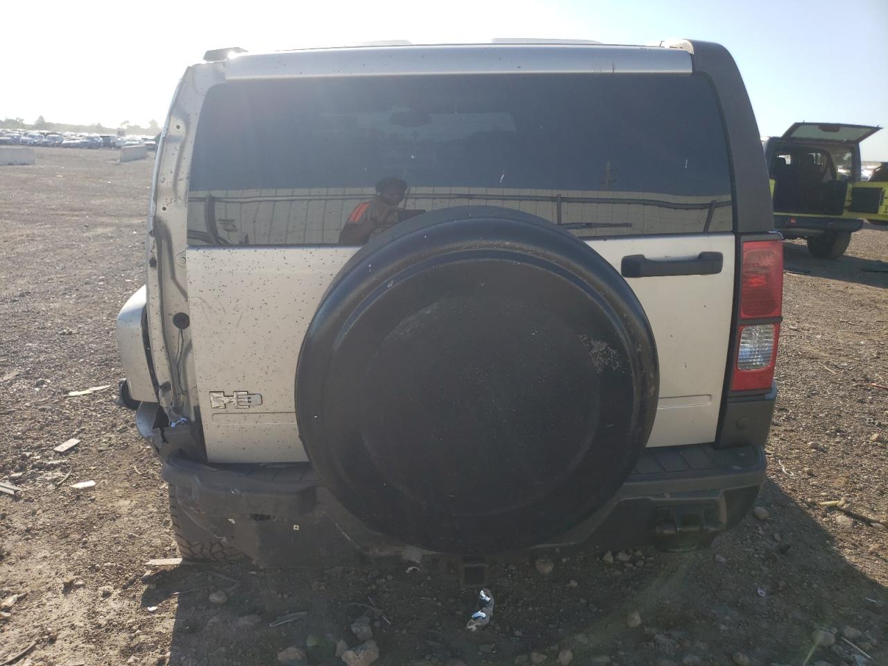 2007 Hummer H3 VIN: 5GTDN13EX78237180 Lot: 63412475