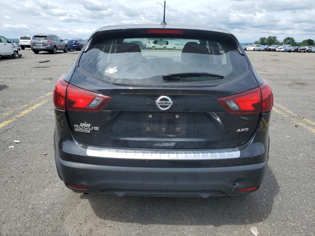 2017 Nissan Rogue Sport S VIN: JN1BJ1CR9HW142655 Lot: 65426405