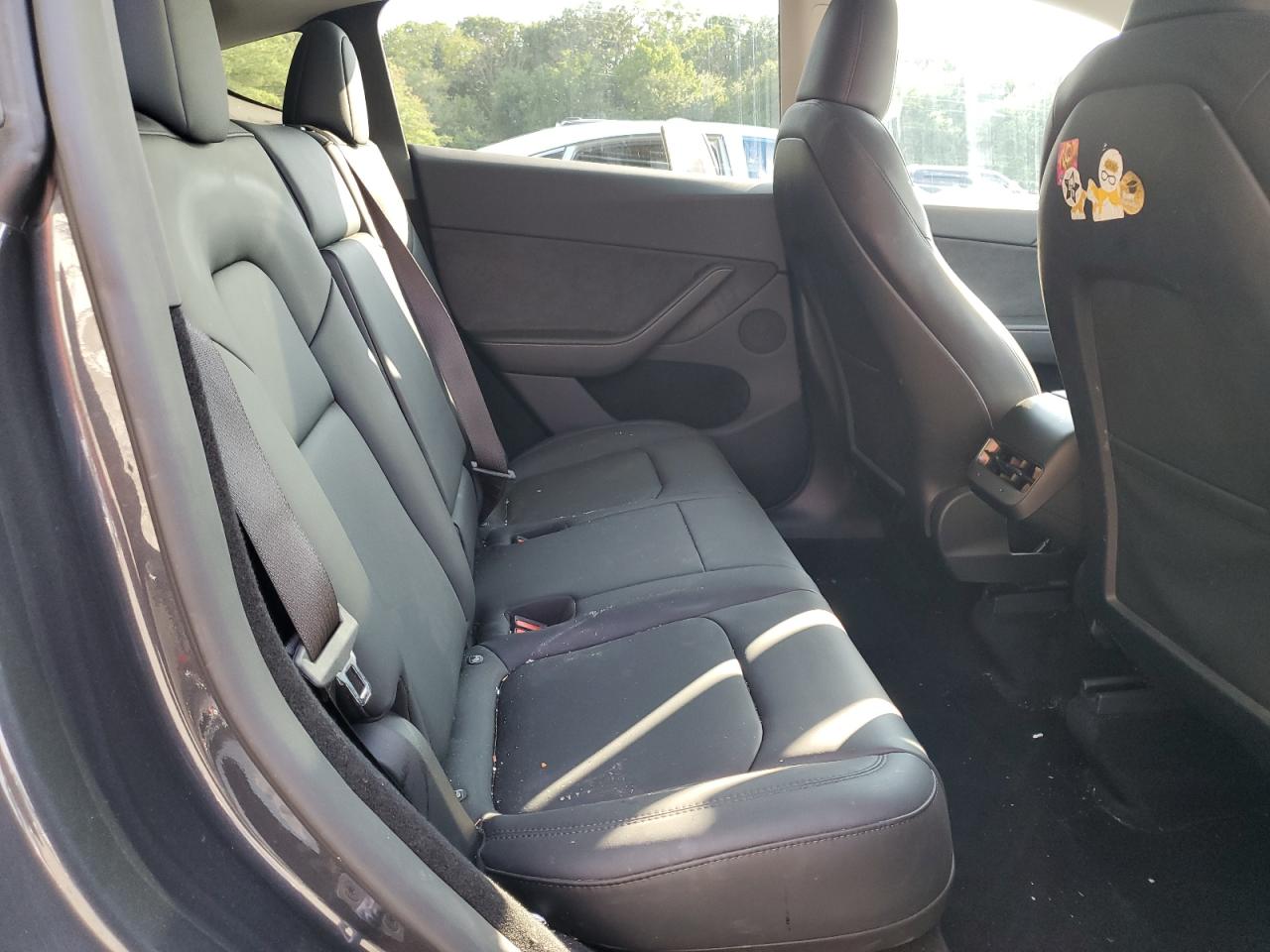 2024 Tesla Model Y VIN: 7SAYGDEE9RA229415 Lot: 65658365