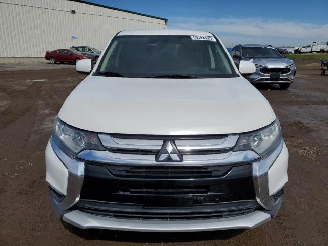 Parquets MITSUBISHI OUTLANDER 2016 Biały