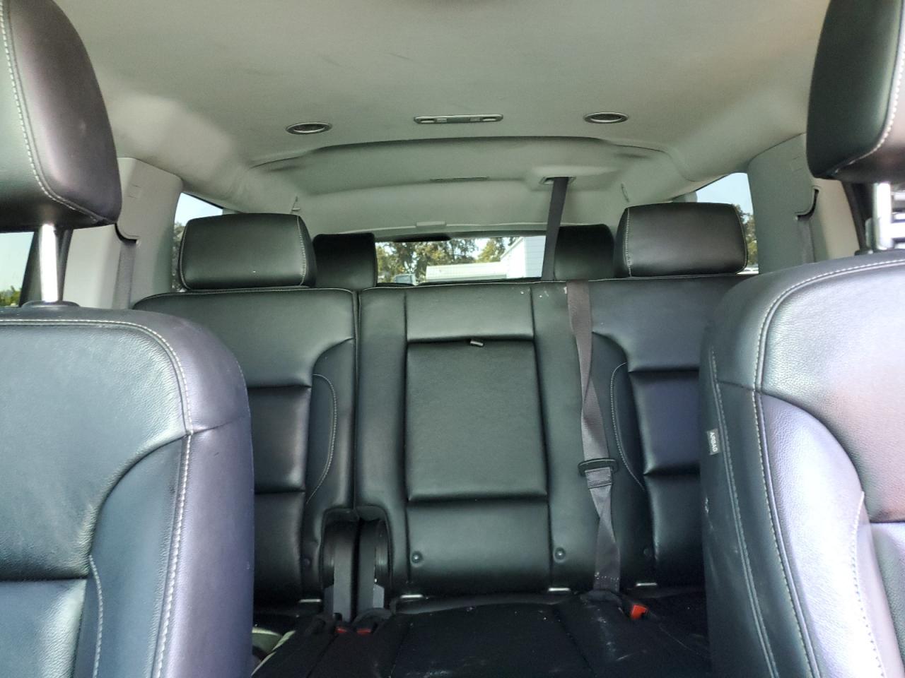 2017 Chevrolet Suburban K1500 Lt VIN: 1GNSKHKC7HR133975 Lot: 64457115