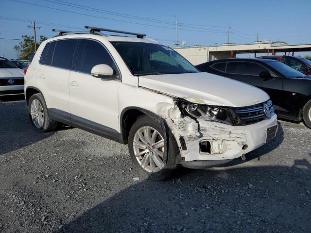  VOLKSWAGEN TIGUAN 2013 Biały