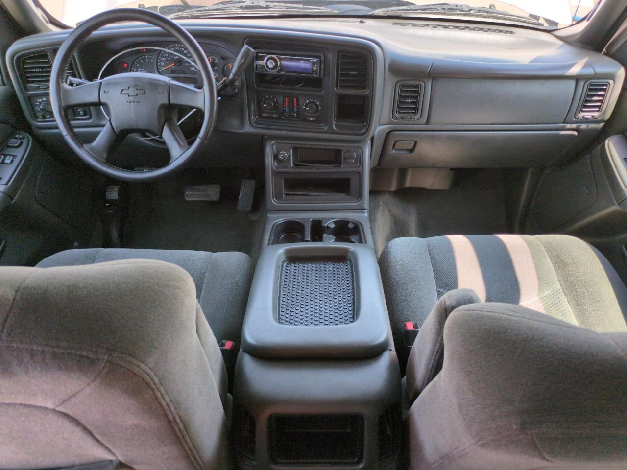2005 Chevrolet Silverado K1500 VIN: 1GCEK19Z25Z262614 Lot: 64830335