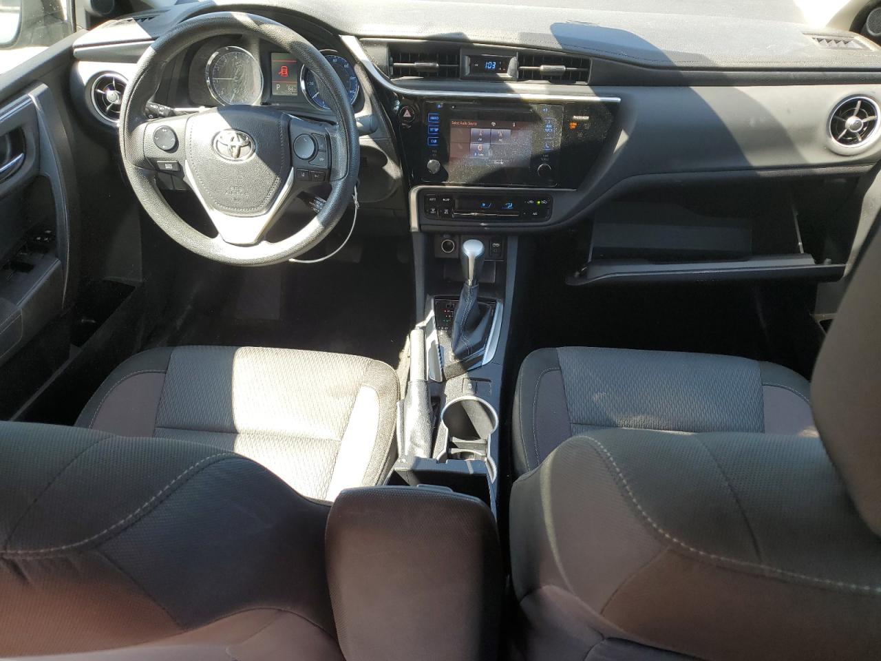 2017 Toyota Corolla L VIN: 2T1BURHEXHC861320 Lot: 63270015