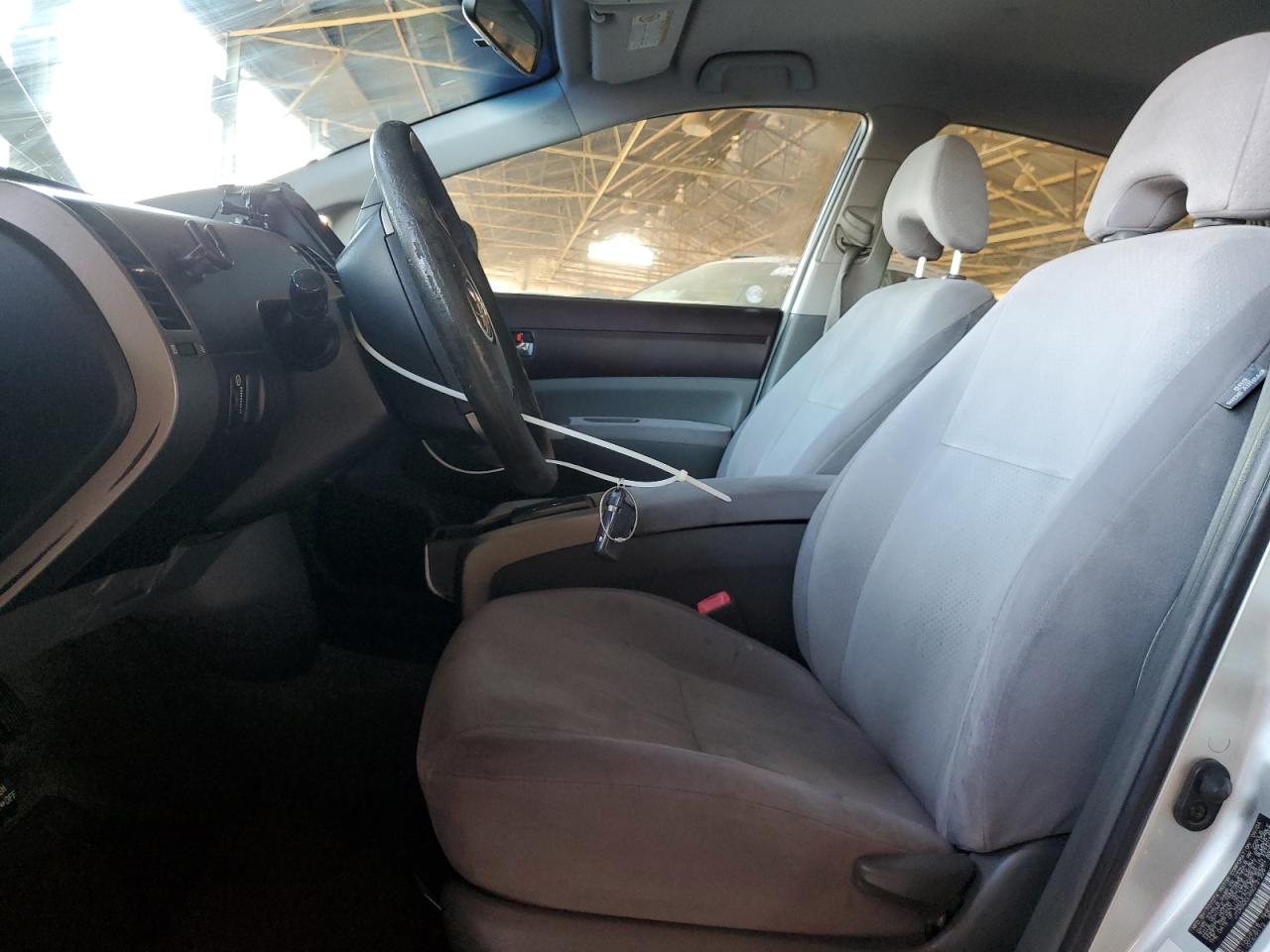 2005 Toyota Prius VIN: JTDKB20U450131229 Lot: 65691655
