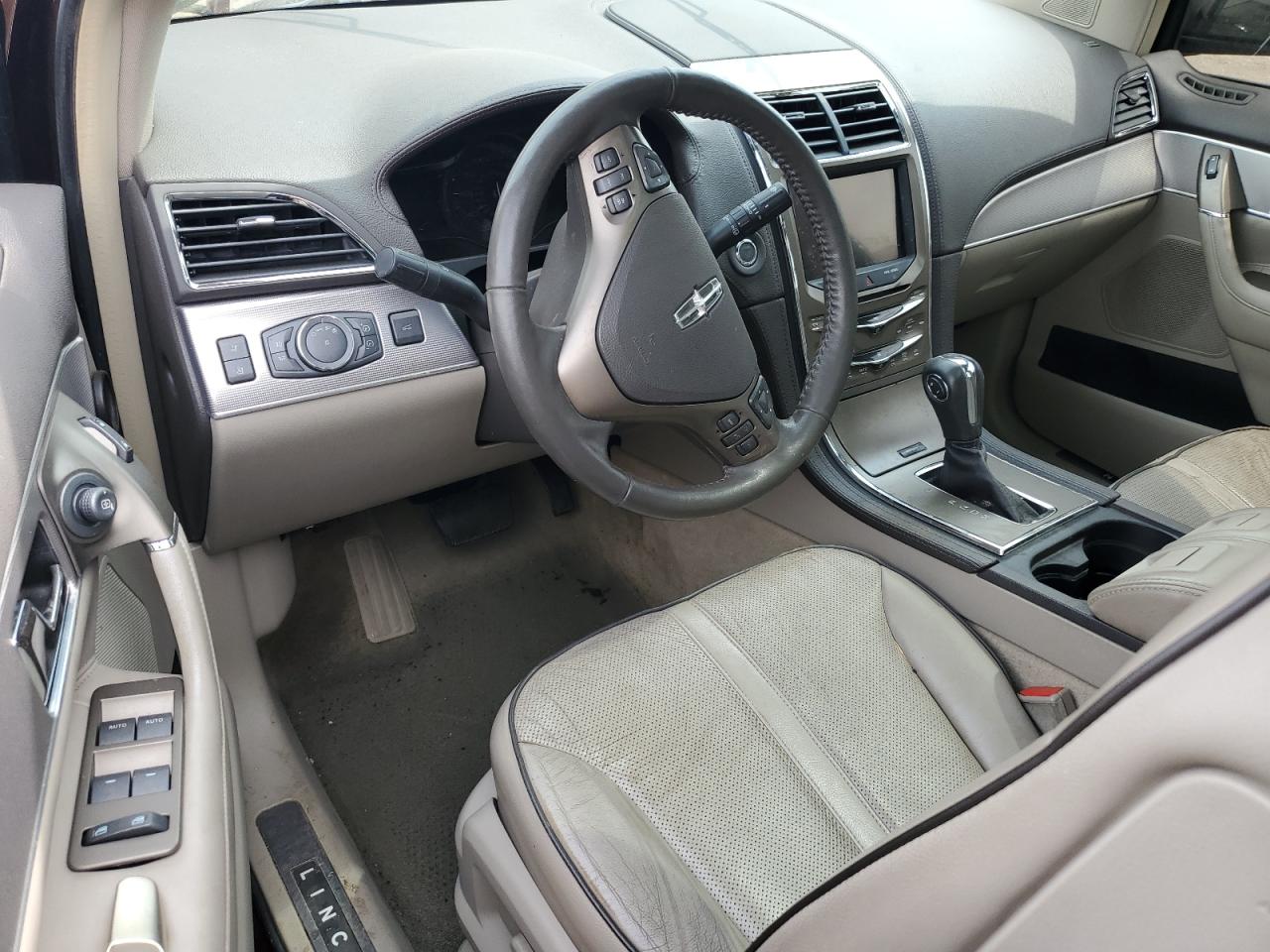 2011 Lincoln Mkx VIN: 2LMDJ8JK0BBJ12828 Lot: 66179015