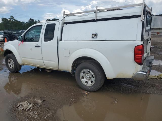 Pickups NISSAN FRONTIER 2016 Biały