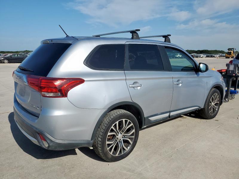 Parquets MITSUBISHI OUTLANDER 2016 Silver