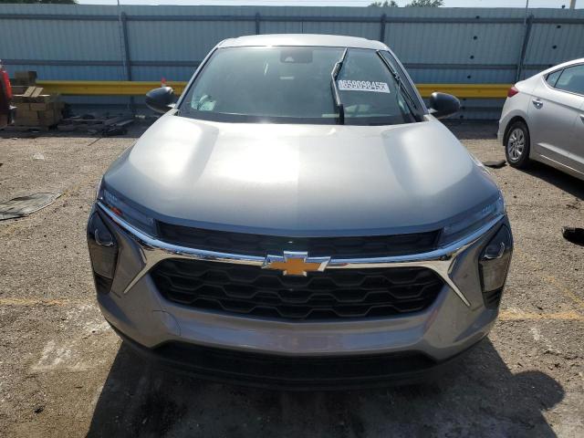  CHEVROLET TRAX 2024 Silver
