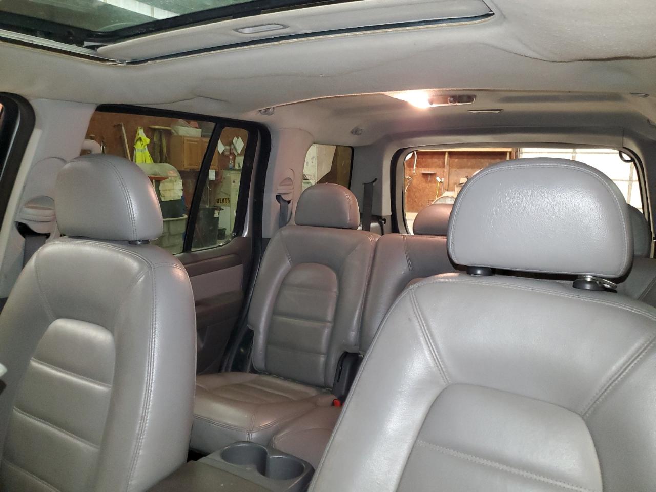 2005 Ford Explorer Xlt VIN: 1FMZU73K05ZA06915 Lot: 64457595