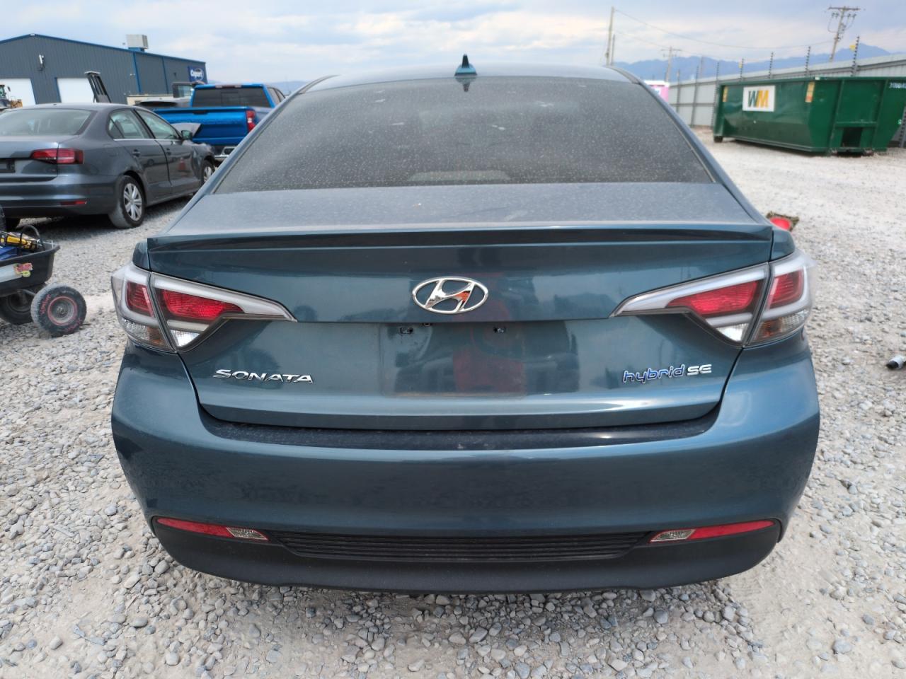 2016 Hyundai Sonata Hybrid VIN: KMHE24L17GA011038 Lot: 64370965