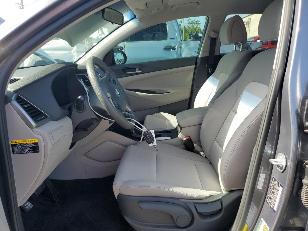 km8j23a45hu333442 KM8J23A45HU333442 2017 Hyundai Tucson Se