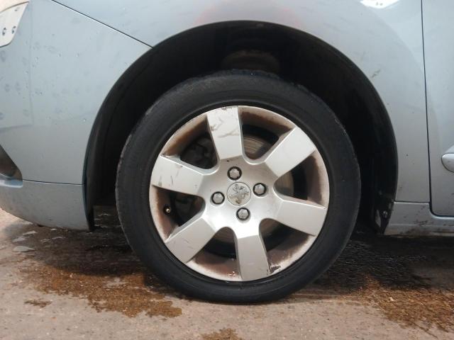 2011 PEUGEOT 5008 SPORT