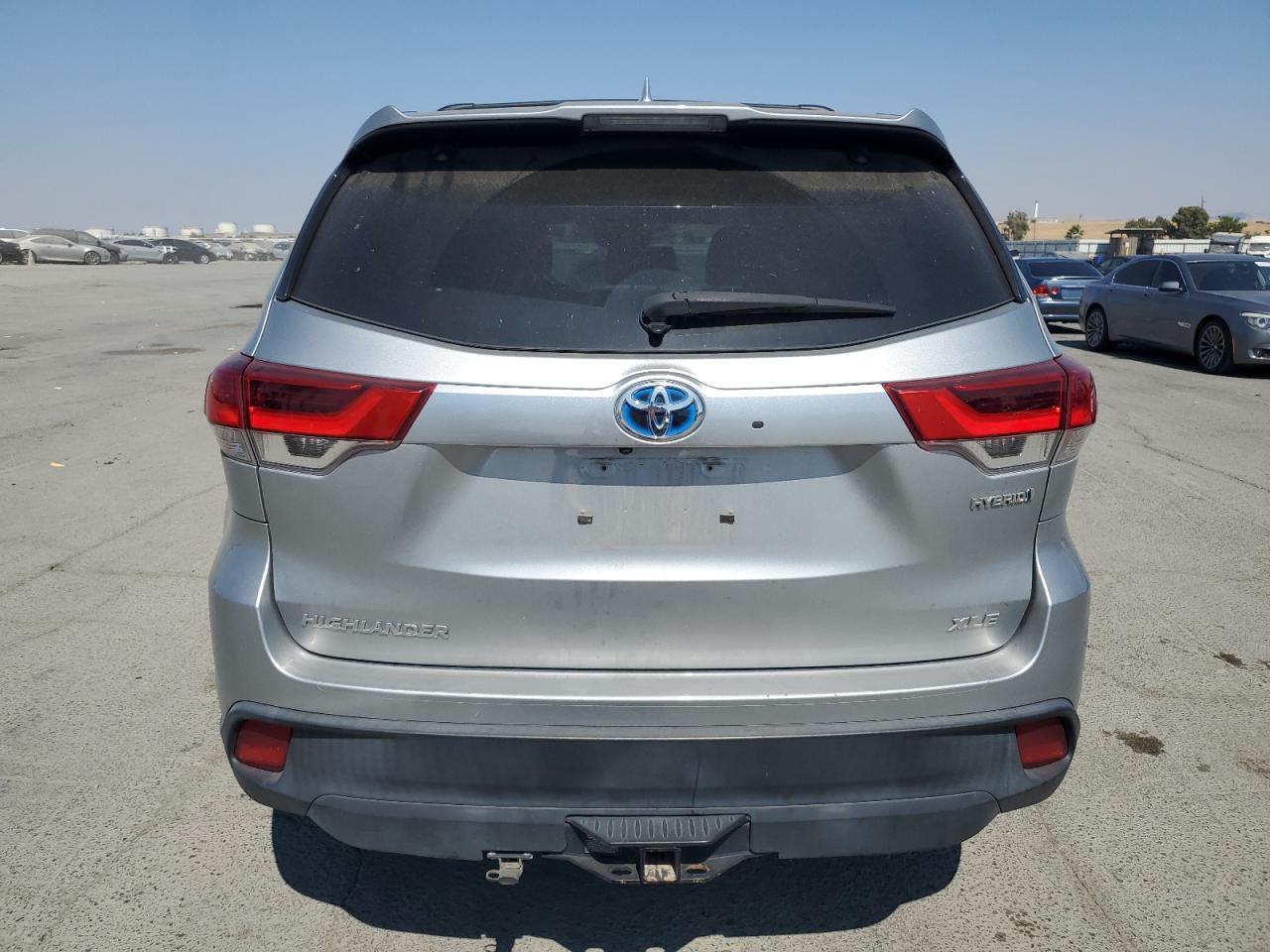2019 Toyota Highlander Hybrid VIN: 5TDJGRFH0KS058921 Lot: 64469095