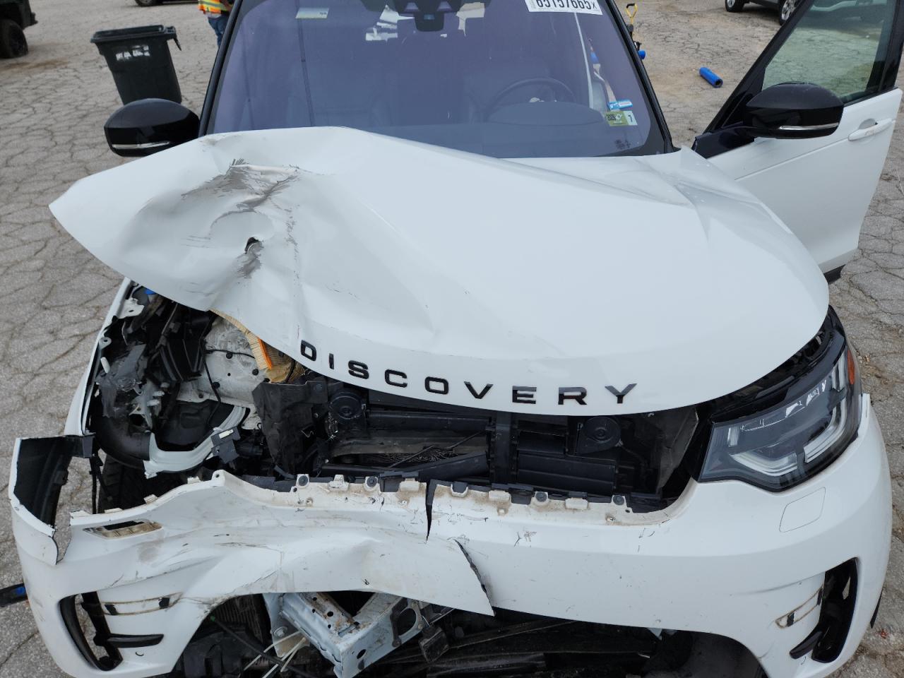 2020 Land Rover Discovery Landmark VIN: SALRU2RV0L2419943 Lot: 65157665
