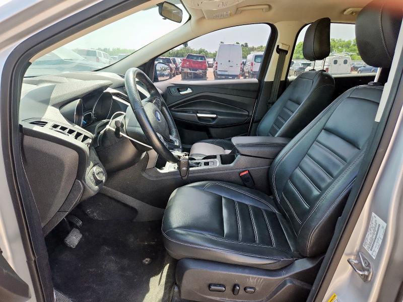  FORD ESCAPE 2019 Srebrny