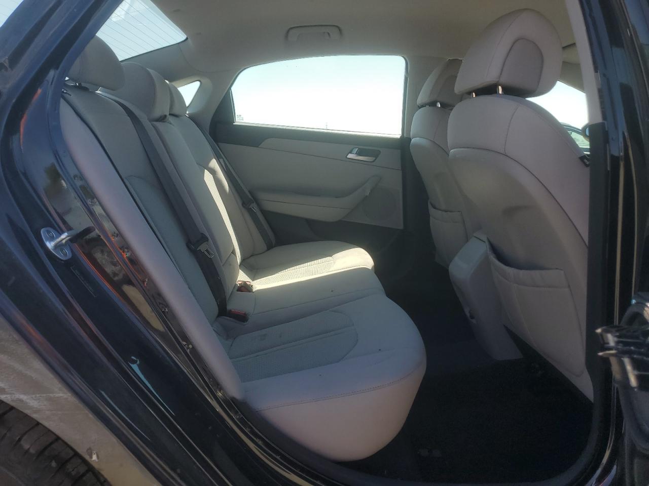 2015 Hyundai Sonata Se VIN: 5NPE24AF3FH039915 Lot: 64830365