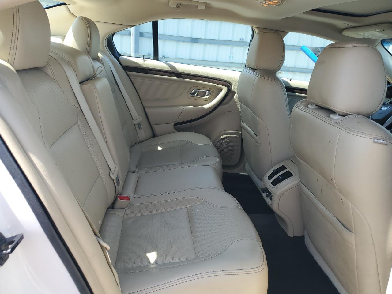 2015 Ford Taurus Limited VIN: 1FAHP2F88FG158454 Lot: 66477805