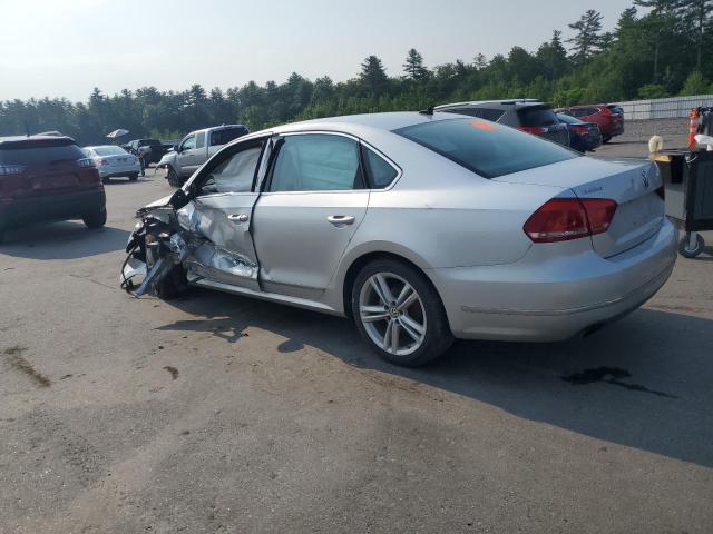  VOLKSWAGEN PASSAT 2015 Srebrny