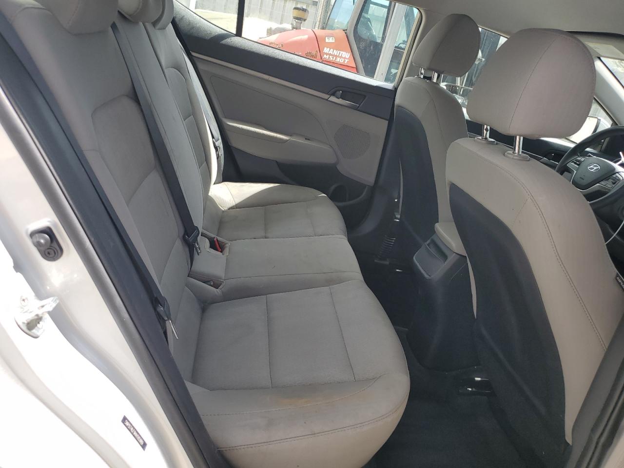 2017 Hyundai Elantra Se VIN: 5NPD74LF9HH185989 Lot: 65542445