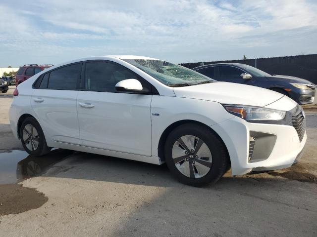  HYUNDAI IONIQ 2017 Белы