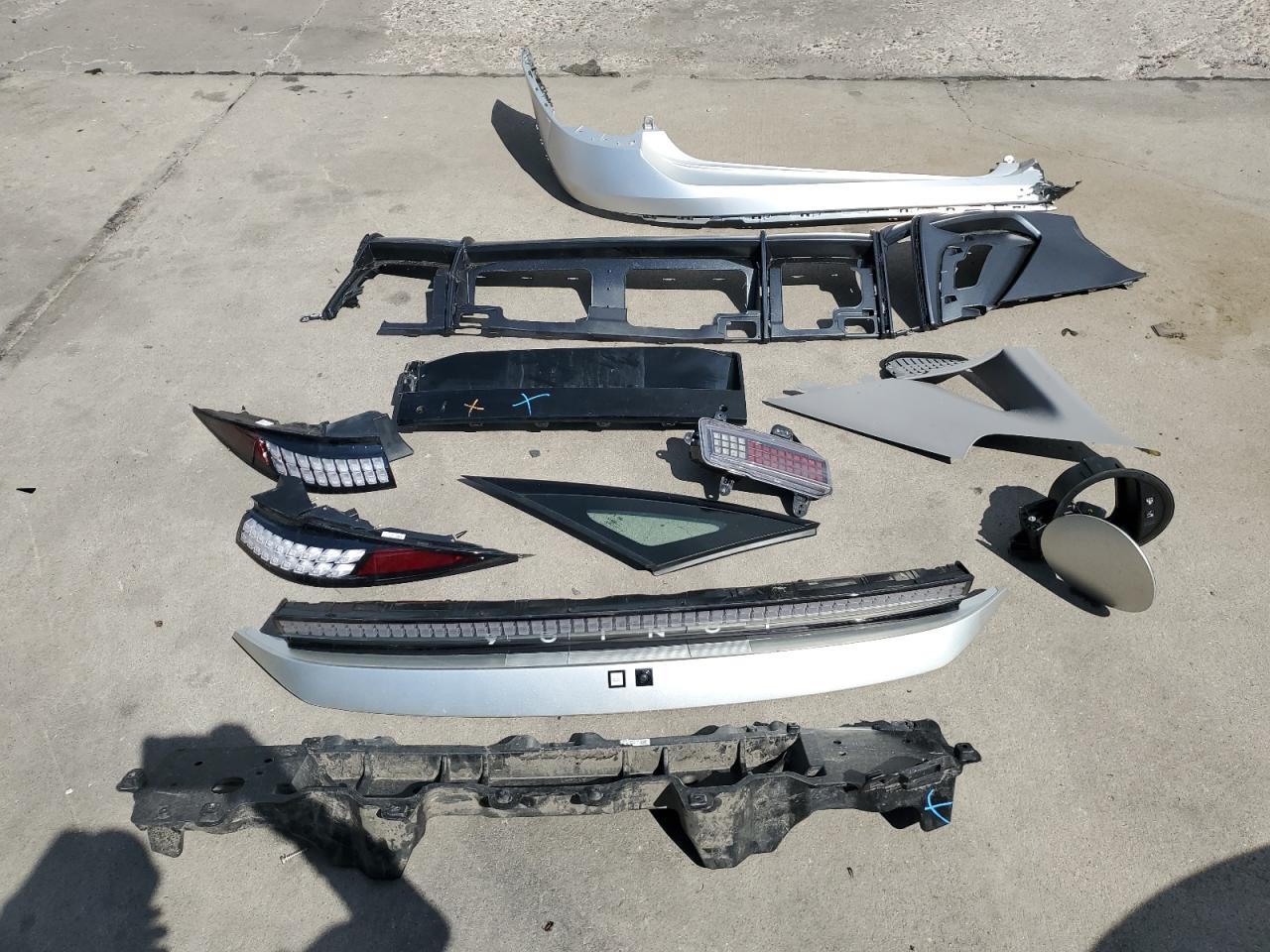 2023 Hyundai Ioniq 6 Limited VIN: KMHM54AC7PA041518 Lot: 63621695