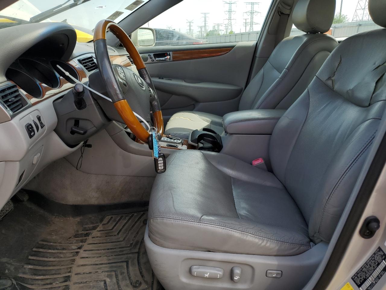 2005 Lexus Es 330 VIN: JTHBA30G555110961 Lot: 64464275