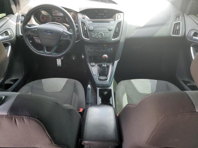 Hatchbacks FORD FOCUS 2016 Czarny