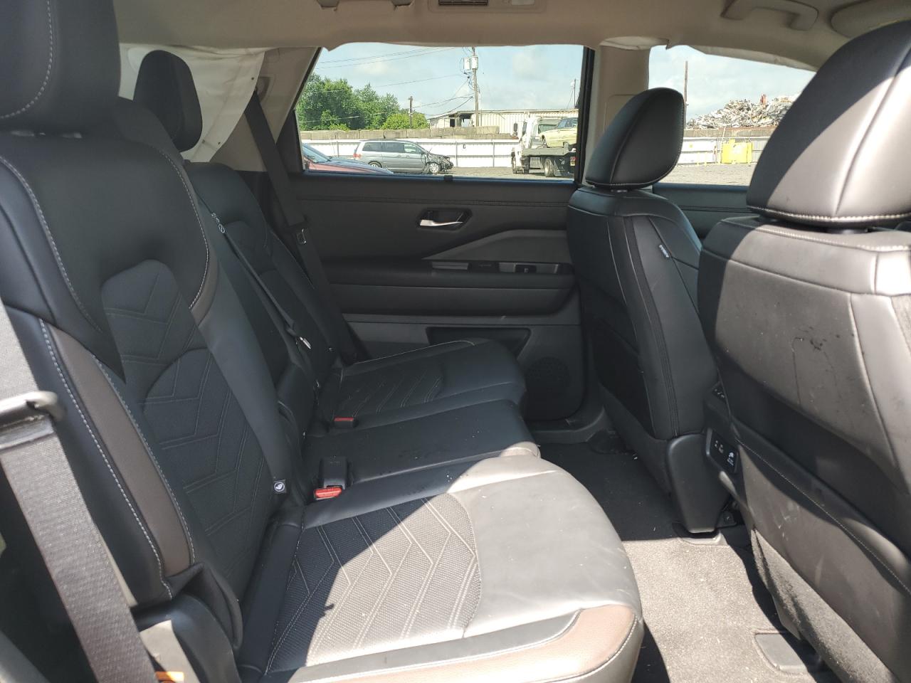 2024 Nissan Pathfinder Platinum VIN: 5N1DR3DJ5RC281666 Lot: 65139315