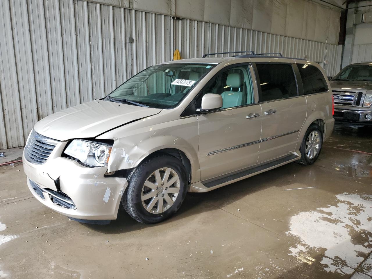 2015 Chrysler Town & Country Touring VIN: 2C4RC1BG7FR596110 Lot: 64843075