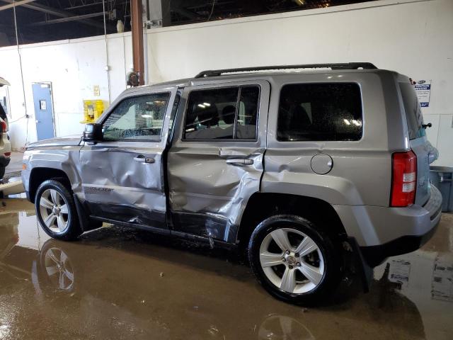  JEEP PATRIOT 2016 Srebrny