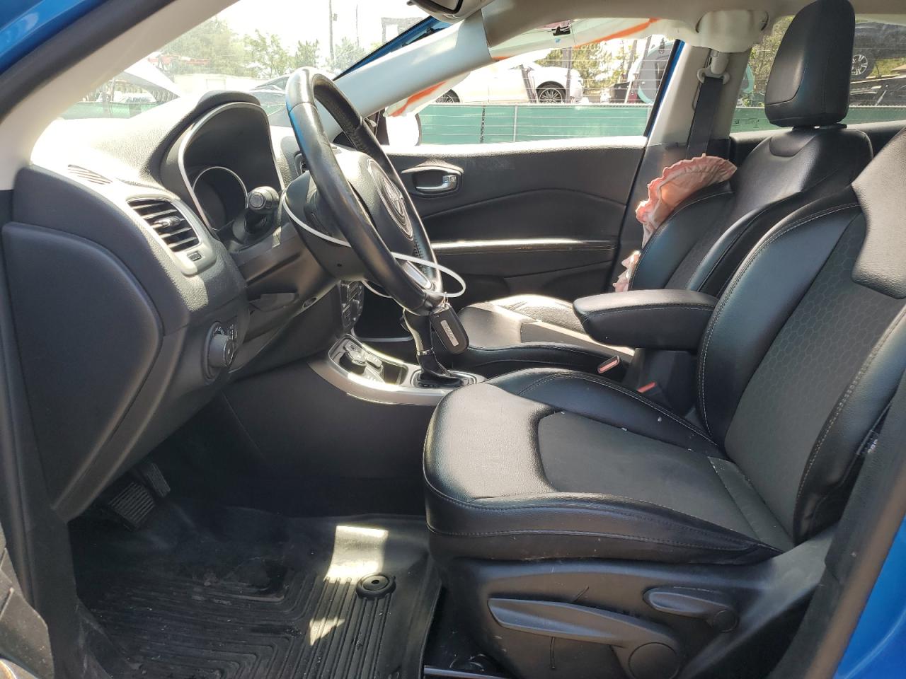 2019 Jeep Compass Latitude VIN: 3C4NJDBB0KT723507 Lot: 63998115
