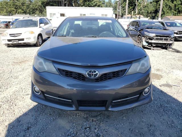 Седаны TOYOTA CAMRY 2014 Серый