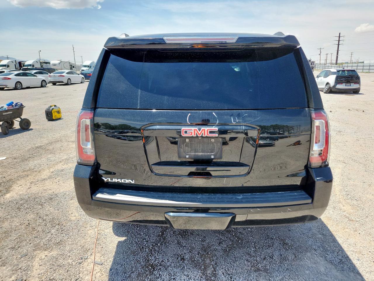 2015 GMC Yukon Slt VIN: 1GKS1BKC3FR114639 Lot: 64041215
