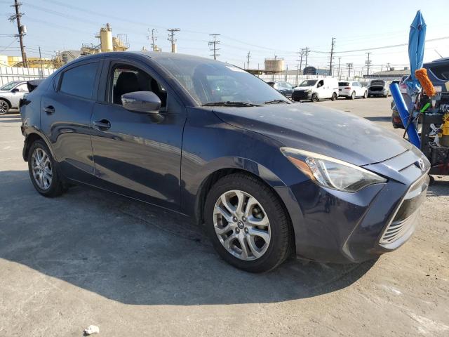  TOYOTA YARIS 2017 Granatowy