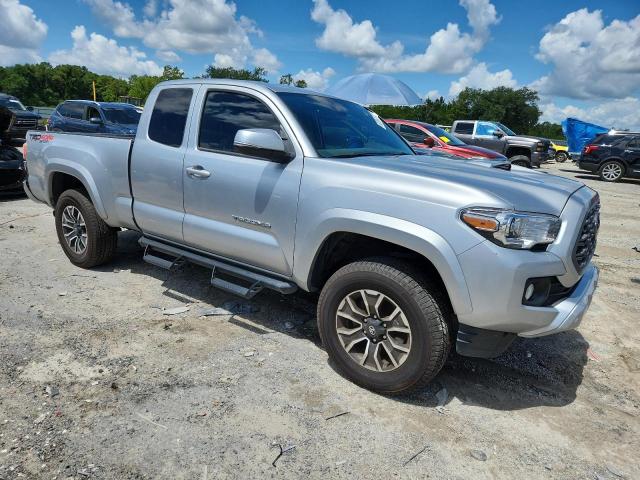  TOYOTA TACOMA 2022 Srebrny