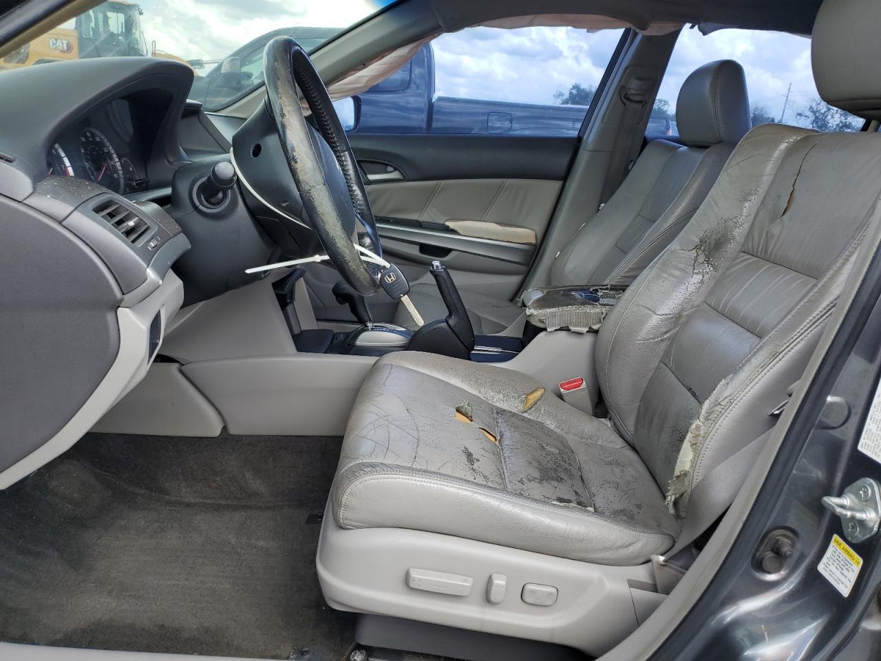 2008 Honda Accord Exl VIN: 1HGCP26808A135049 Lot: 65126055