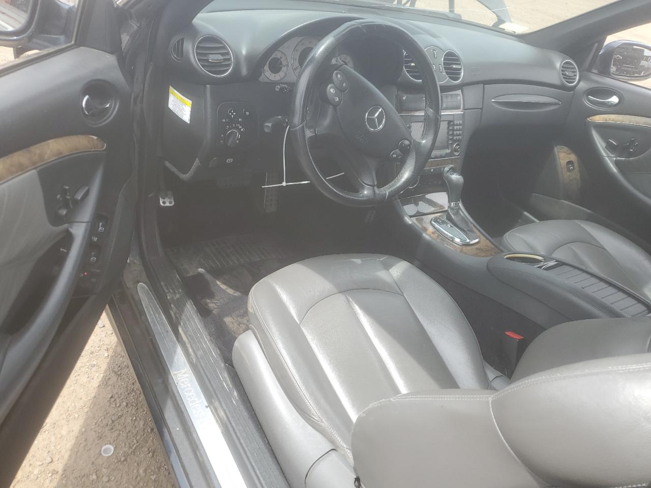 2007 Mercedes-Benz Clk 550 VIN: WDBTJ72H97F219504 Lot: 64854085